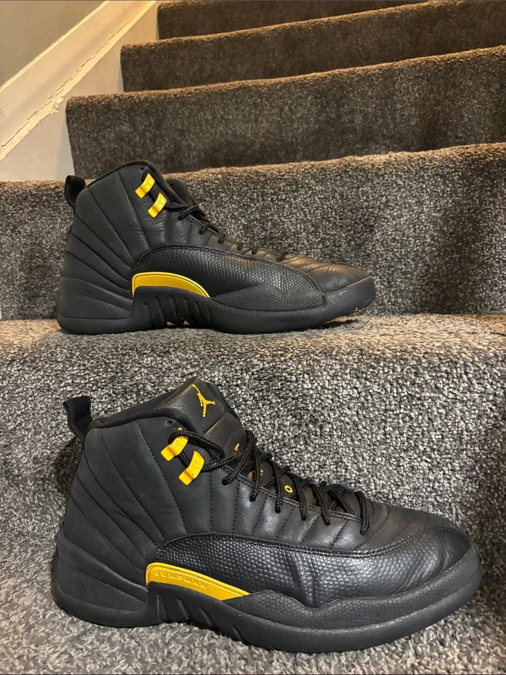 Jordan 12 Retro Mid Black and Gold Taxi Size 12 OG Rare